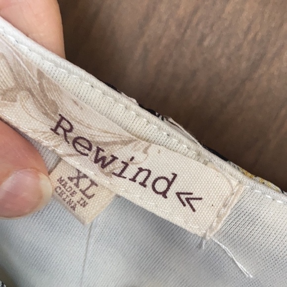 3/$33 rewind dress check flower print cut out in back w ruffle XL jrs - Picture 16 of 17